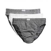 Fruit of the Loom Classic Briefs - Mixed Size S